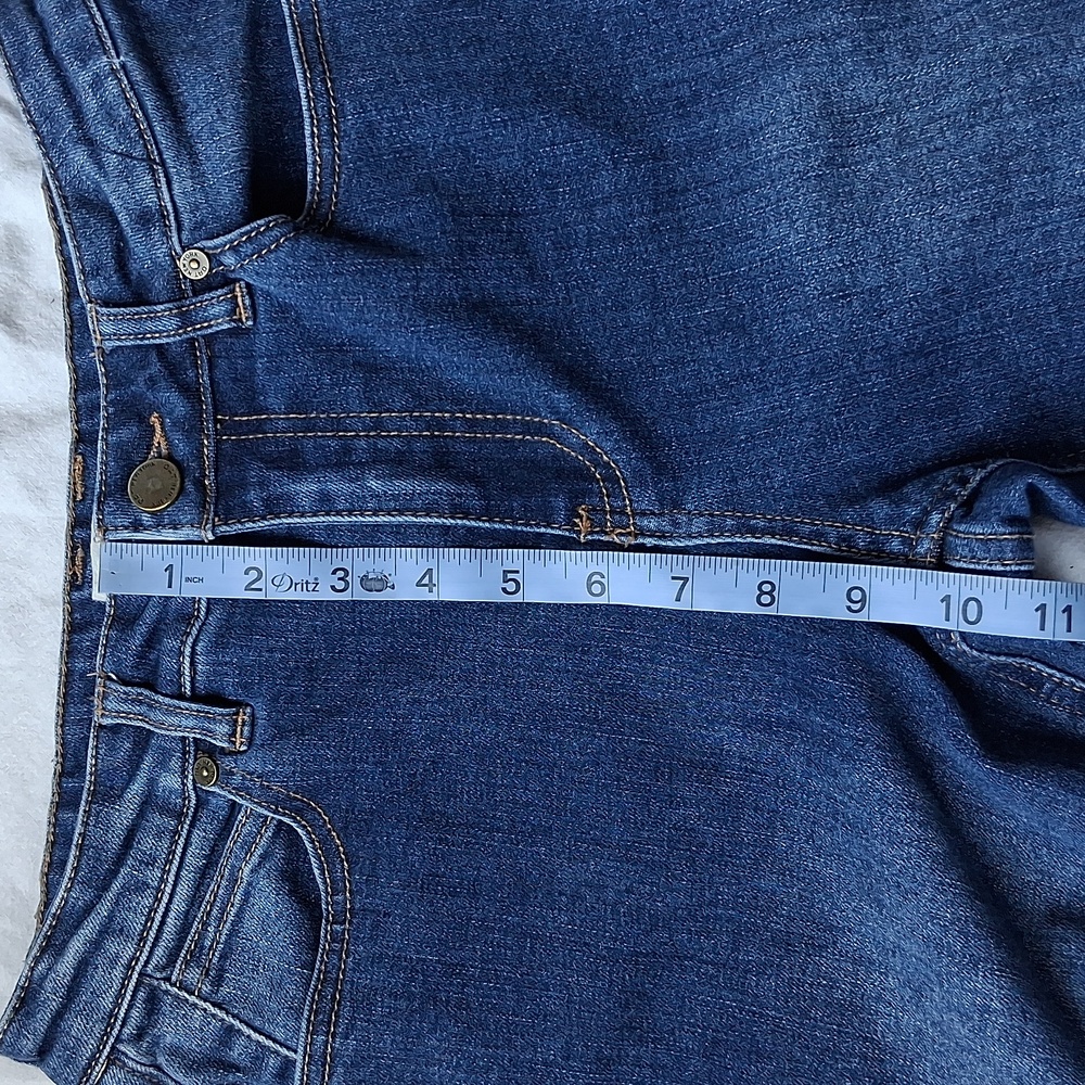 Oat New York Women's Straight Leg Blue Jeans - Picture 14 of 14
